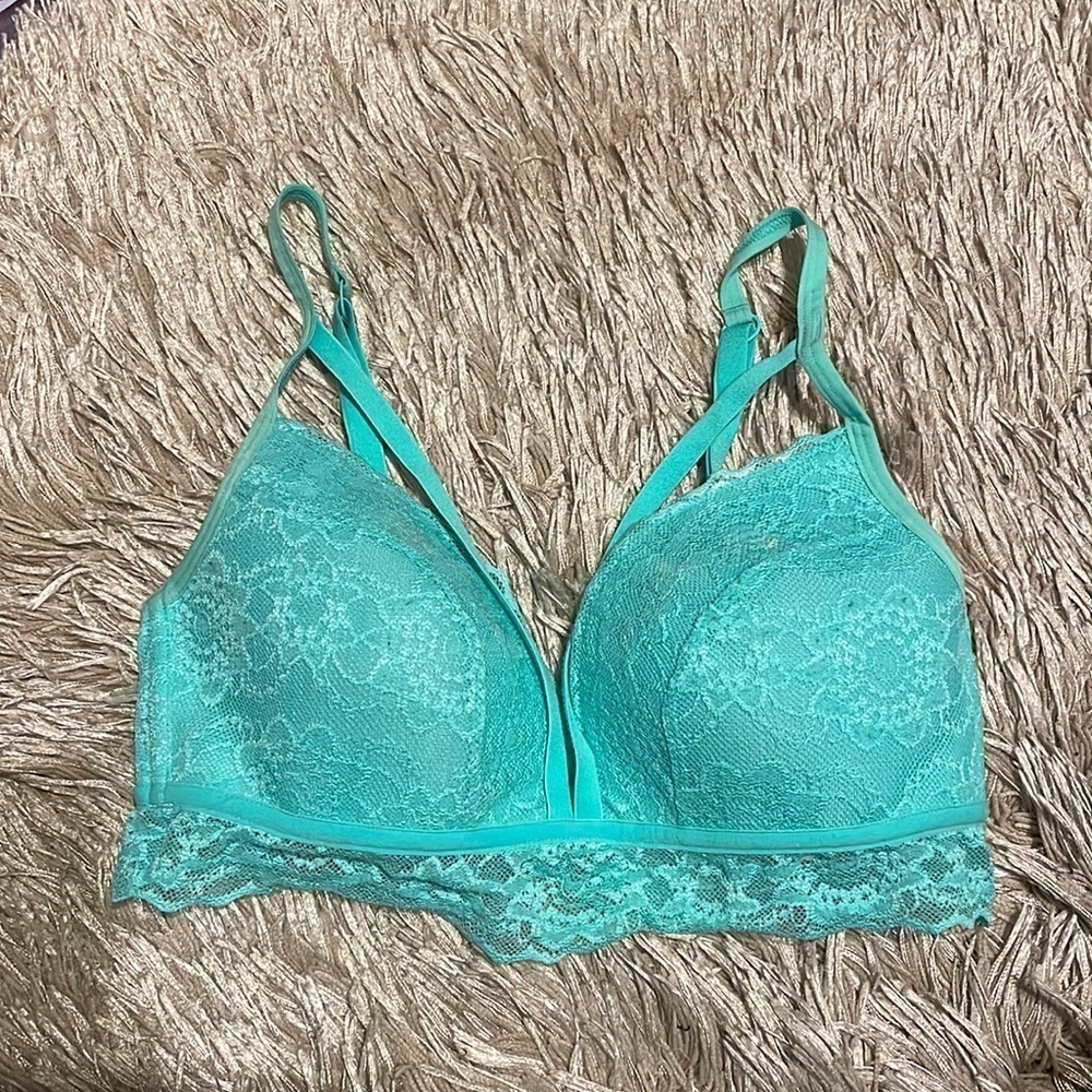 PINK Victoria’s‎ Secret Teal Lightly Lined Bra